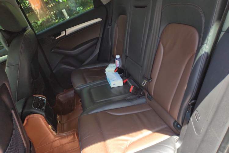 Used Audi Q5 2016 40 TFSI Technology Edition Left Rear Seat