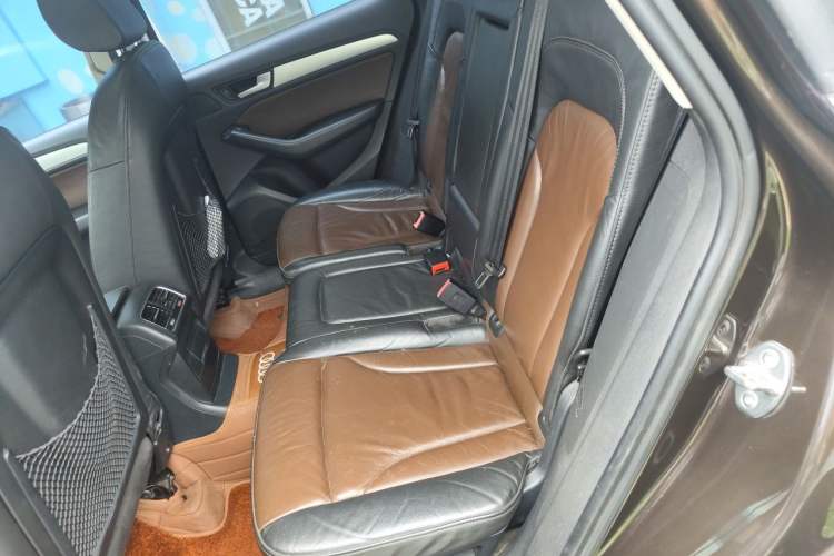 Used Audi Q5 2016 40 TFSI Technology Edition Left Rear Seat