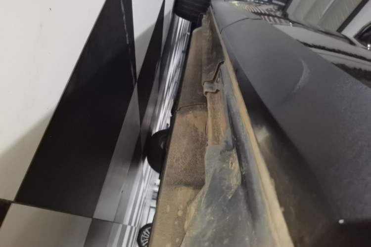 Used Audi Q5 2016 40 TFSI Trendy Edition Left Side Sill