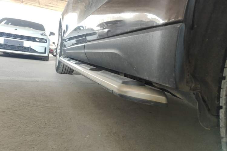 Used Audi Q5 2016 40 TFSI Technology Edition Left Side Sill