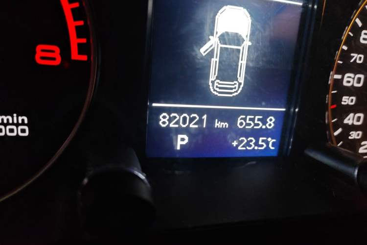 Used Audi Q5 2016 40 TFSI Technology Edition Odometer Close Up