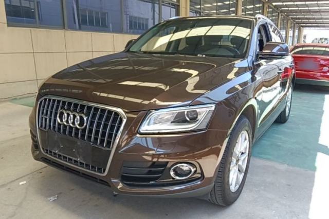 Ojetý Audi Q5 2016 40 TFSI Trendy Edition