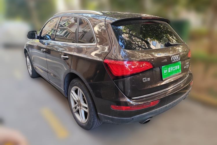 Used Audi Q5 2016 40 TFSI Comfort Model Rear Left 45 Deg