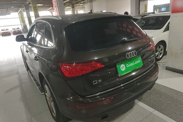 Used Audi Q5 2016 40 TFSI Comfort Model Rear Left 45 Deg