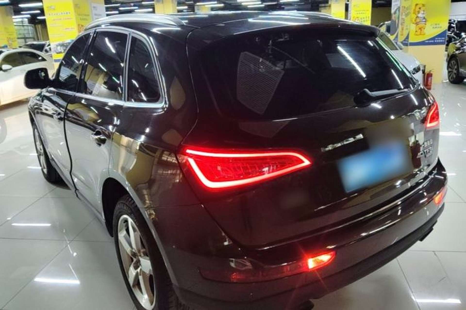 Used Audi Q5 2016 40 TFSI Technology Edition Rear Left 45 Deg