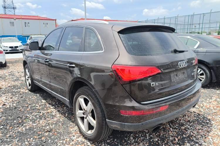Used Audi Q5 2016 40 TFSI Technology Edition Rear Left 45 Deg