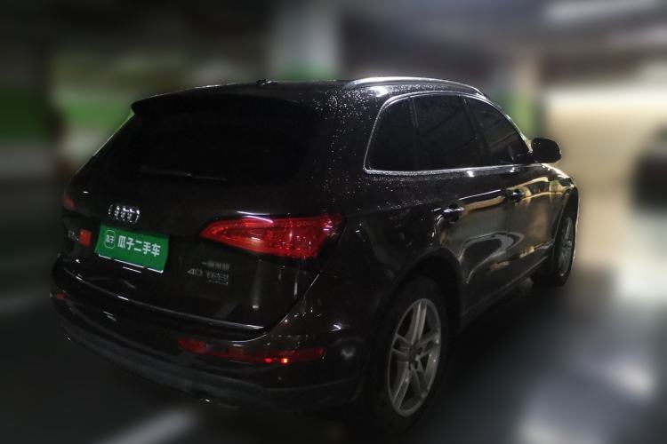 Used Audi Q5 2016 40 TFSI Comfort Model Rear Right 45 Deg