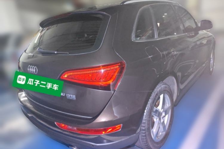 Used Audi Q5 2016 40 TFSI Technology Edition Rear Right 45 Deg