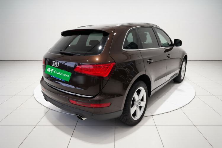 Used Audi Q5 2016 40 TFSI Technology Edition Rear Right 45 Deg