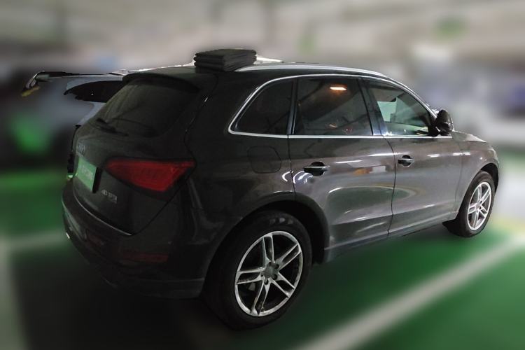Used Audi Q5 2016 40 TFSI Comfort Model Rear Right 45 Deg