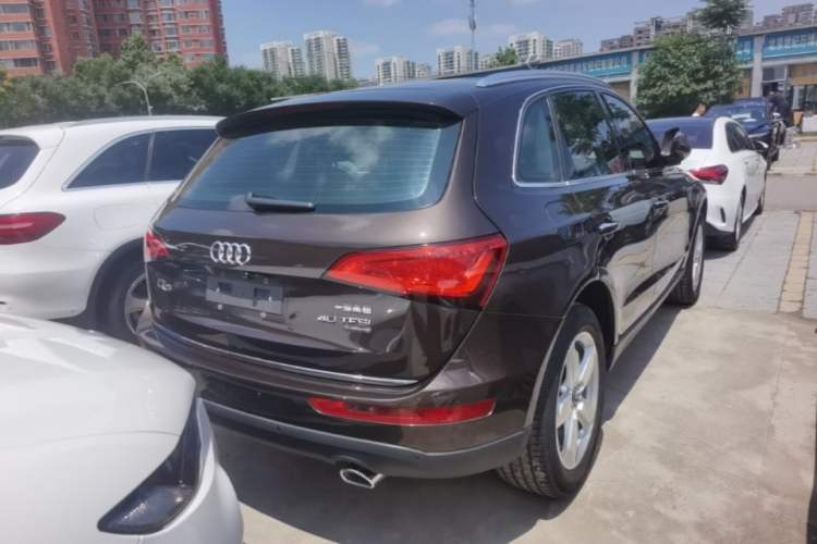 Used Audi Q5 2016 40 TFSI Technology Edition Rear Right 45 Deg