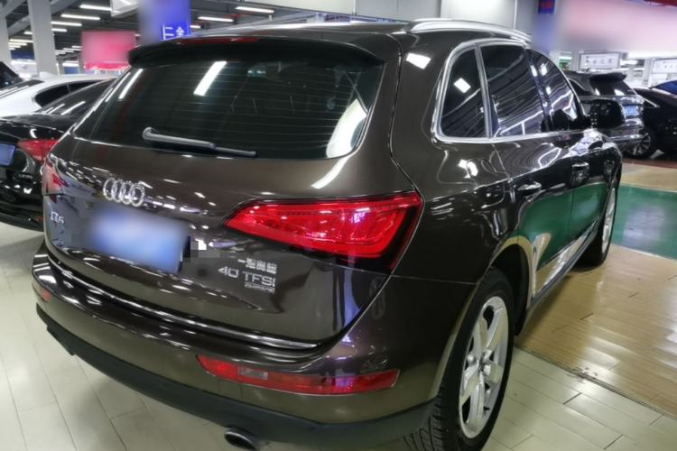 Used Audi Q5 2016 40 TFSI Technology Edition Rear Right 45 Deg