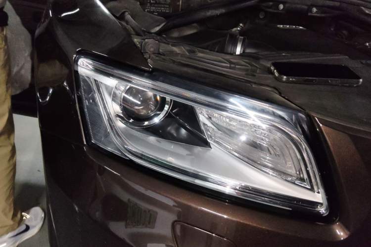 Used Audi Q5 2016 40 TFSI Technology Edition Right Front Headlight