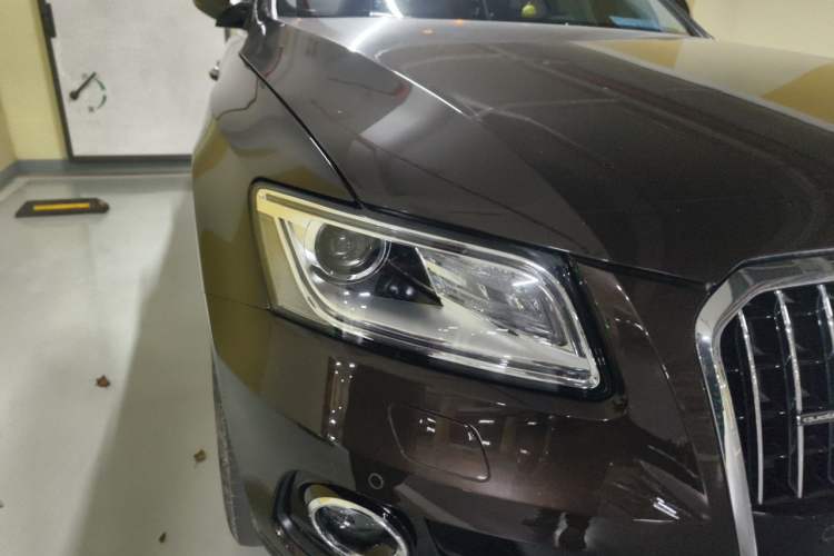 Used Audi Q5 2016 40 TFSI Technology Edition Right Front Headlight
