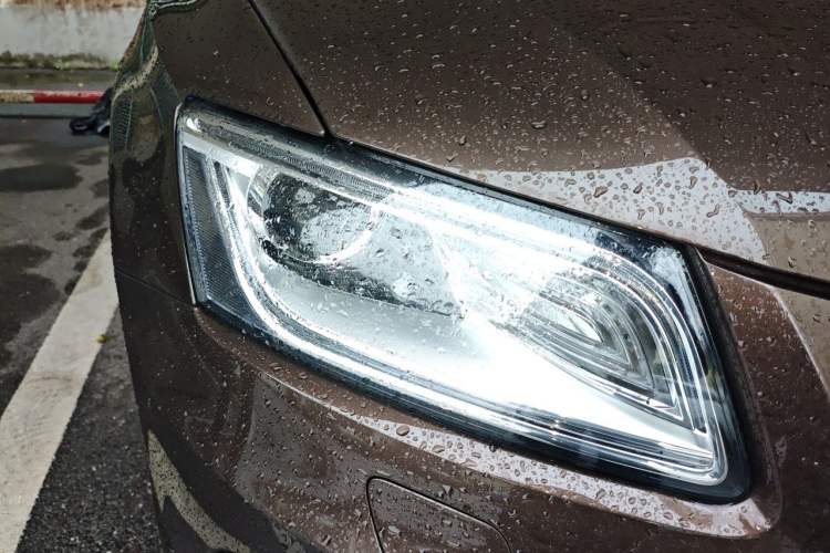 Used Audi Q5 2016 40 TFSI Technology Edition Right Front Headlight
