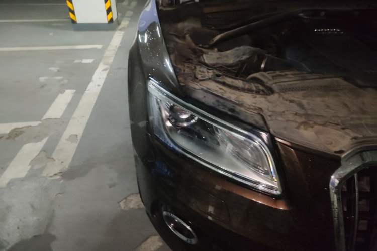 Used Audi Q5 2016 40 TFSI Comfort Model Right Front Headlight