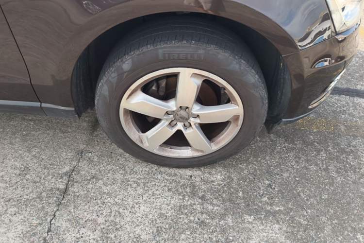 Used Audi Q5 2016 40 TFSI Technology Edition Right Front Wheel Hub
