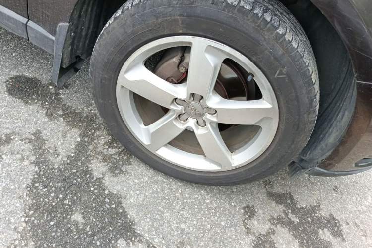 Used Audi Q5 2016 40 TFSI Technology Edition Right Front Wheel Hub