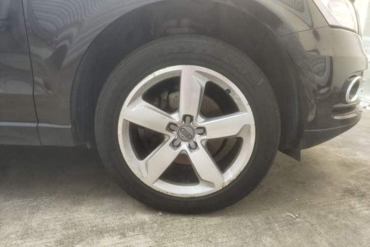 Used Audi Q5 2016 40 TFSI Technology Edition Right Front Wheel Hub