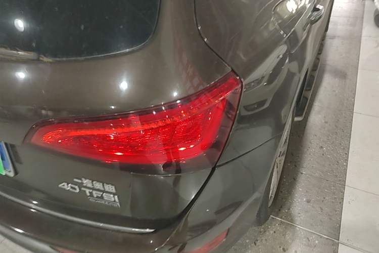 Used Audi Q5 2016 40 TFSI Comfort Model Right Rear Taillight