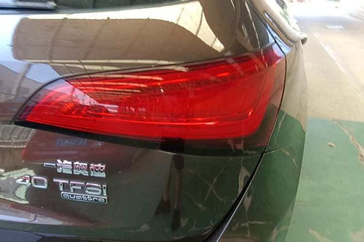 Used Audi Q5 2016 40 TFSI Trendy Edition Right Rear Taillight
