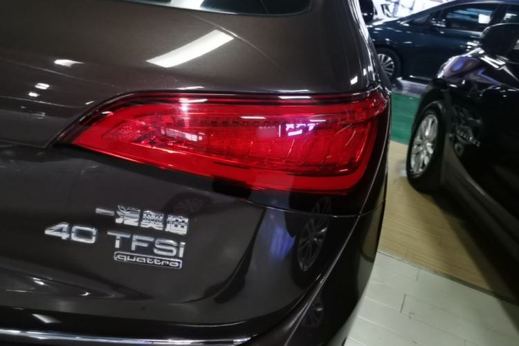 Used Audi Q5 2016 40 TFSI Technology Edition Right Rear Taillight