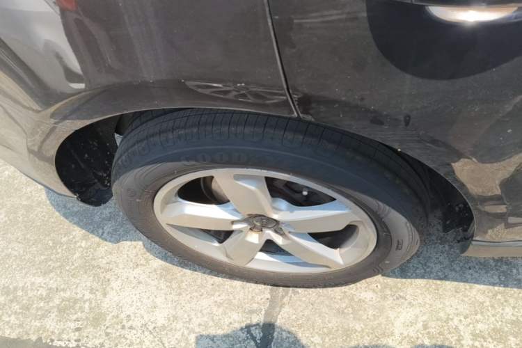 Used Audi Q5 2016 40 TFSI Technology Edition Right Rear Wheel Hub