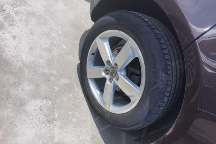Used Audi Q5 2016 40 TFSI Technology Edition Right Rear Wheel Hub