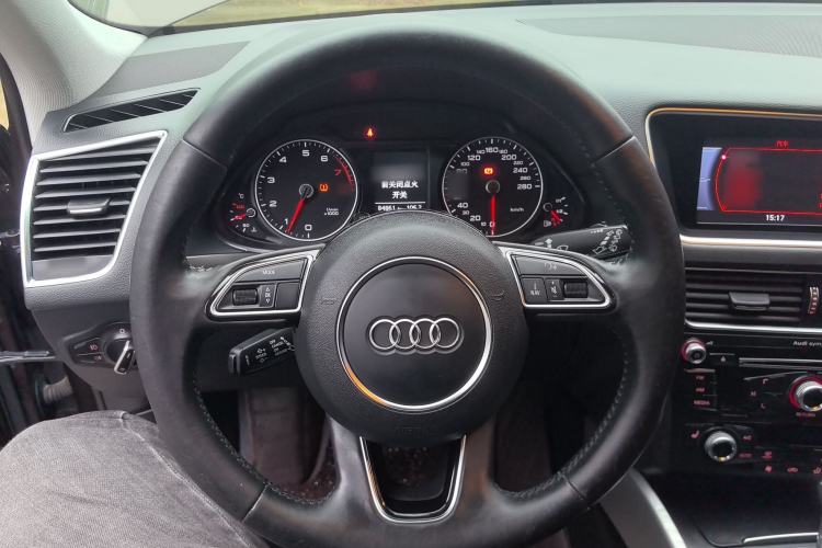 Used Audi Q5 2016 40 TFSI Technology Edition Steering Wheel