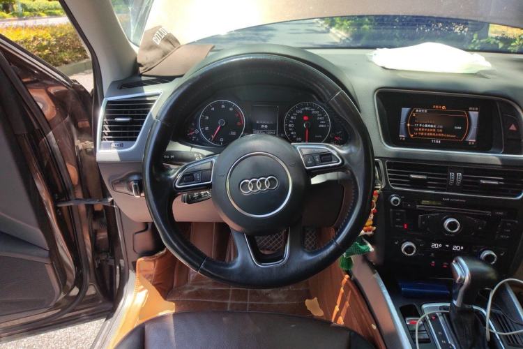Used Audi Q5 2016 40 TFSI Technology Edition Steering Wheel