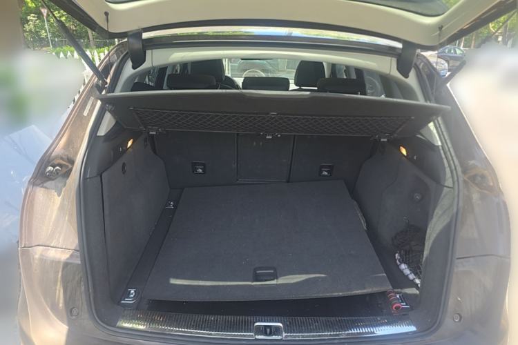 Used Audi Q5 2016 40 TFSI Technology Edition Trunk