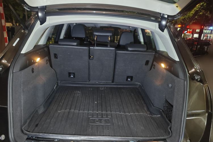 Used Audi Q5 2016 40 TFSI Technology Edition Trunk