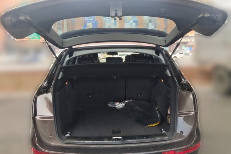 Used Audi Q5 2016 40 TFSI Trendy Edition Trunk