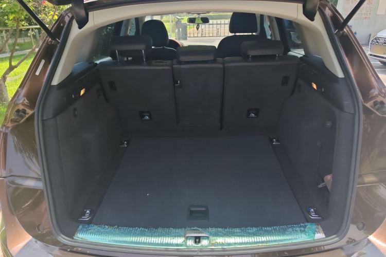 Used Audi Q5 2016 40 TFSI Technology Edition Trunk