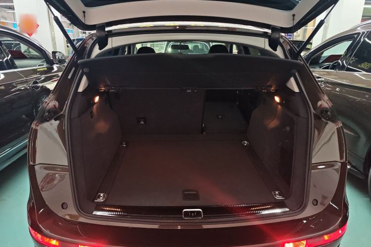 Used Audi Q5 2016 40 TFSI Trendy Edition Trunk