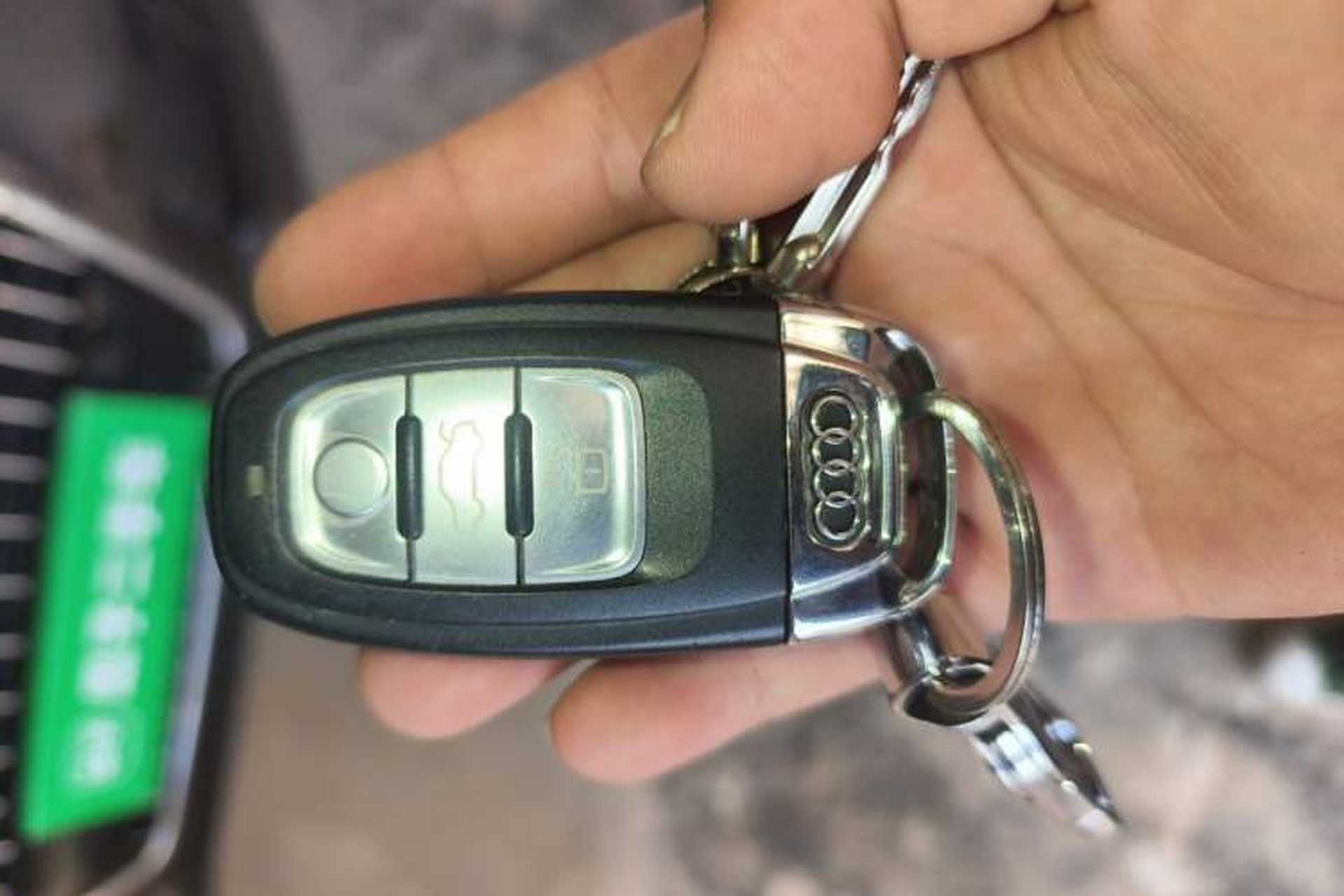 Used Audi Q5 2016 40 TFSI Technology Edition Vehicle Key