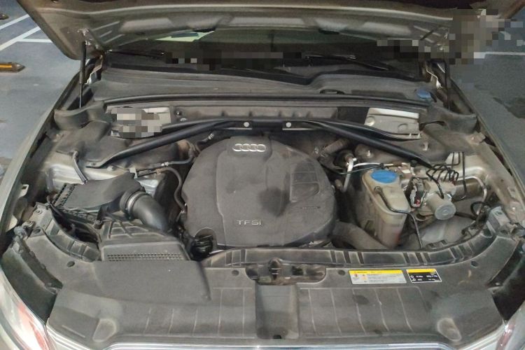 Used Audi Q5 2016 40 TFSI Trendy Edition Engine Bay