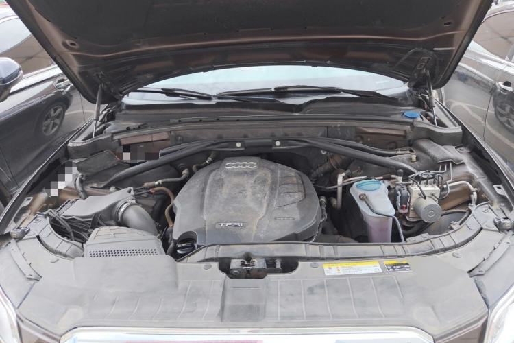 Used Audi Q5 2016 40 TFSI Technology Edition Engine Bay