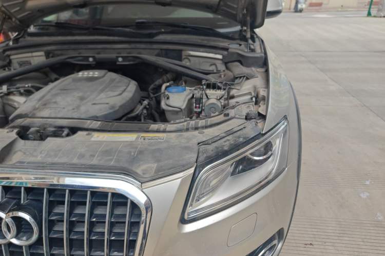 Used Audi Q5 2016 40 TFSI Trendy Edition Engine Bay Left