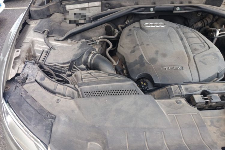 Used Audi Q5 2016 40 TFSI Technology Edition Engine Bay Right
