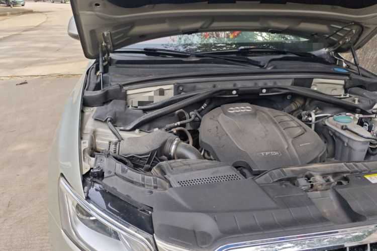 Used Audi Q5 2016 40 TFSI Trendy Edition Engine Bay Right