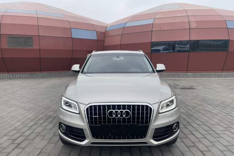 Used Audi Q5 2016 40 TFSI Comfort Model Exterior 1
