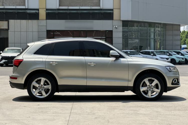 Used Audi Q5 2016 40 TFSI Technology Edition Exterior 2
