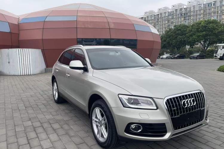 Used Audi Q5 2016 40 TFSI Comfort Model Exterior 2