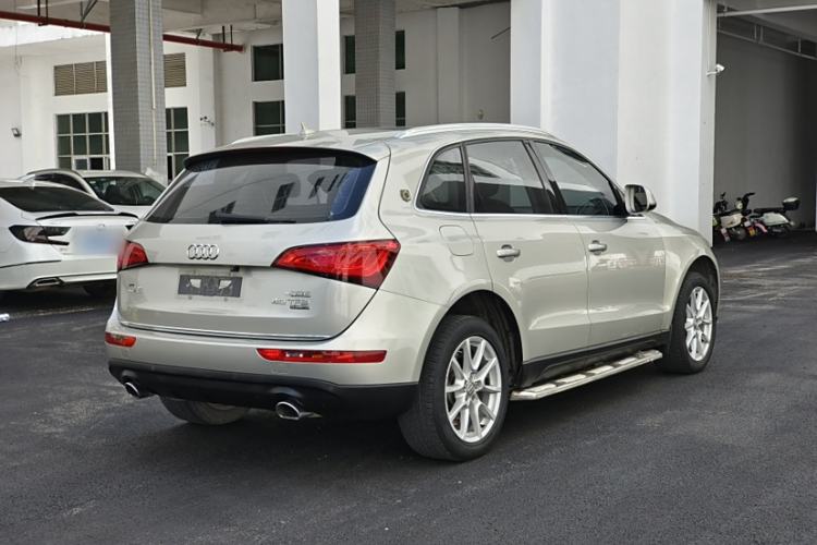 Used Audi Q5 2016 40 TFSI Trendy Edition Exterior 4