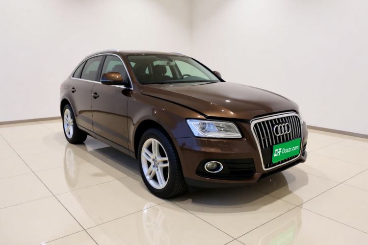 Used Audi Q5 2016 40 TFSI Trendy Edition Front Right 45 Deg