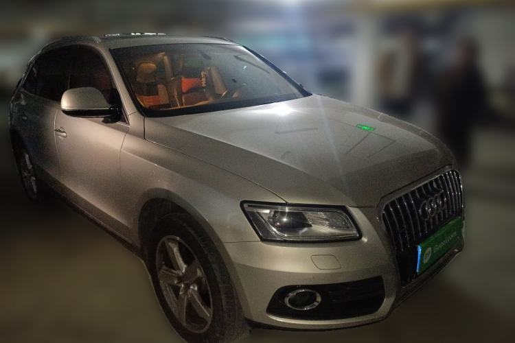 Used Audi Q5 2016 40 TFSI Technology Edition Front Right 45 Deg