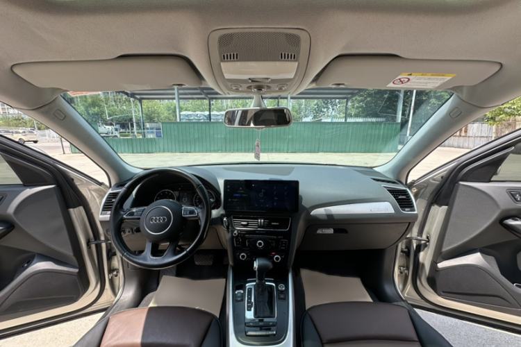 Used Audi Q5 2016 40 TFSI Technology Edition Interior 11