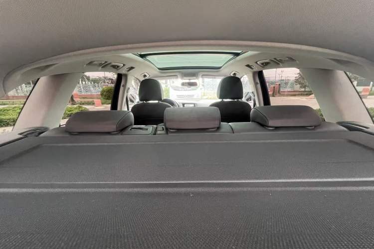 Used Audi Q5 2016 40 TFSI Comfort Model Interior 6