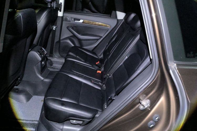 Used Audi Q5 2016 40 TFSI Trendy Edition Left Rear Seat